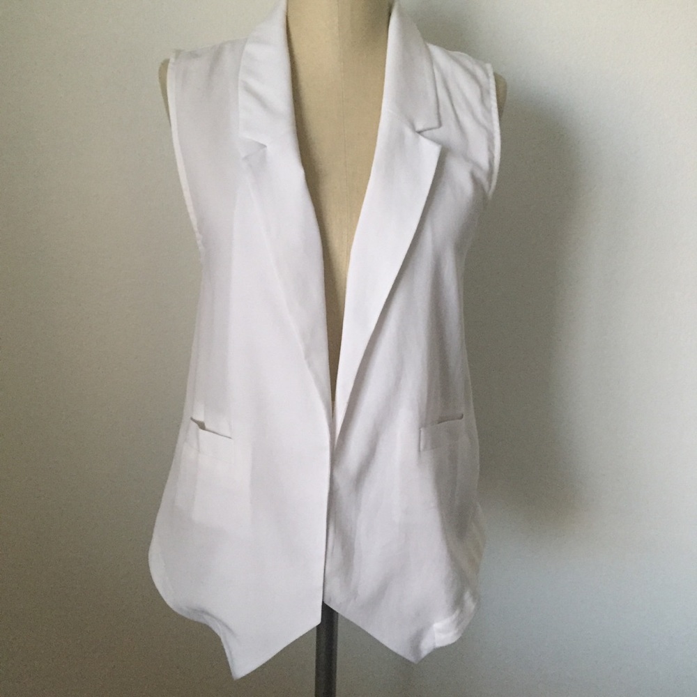 White vest
