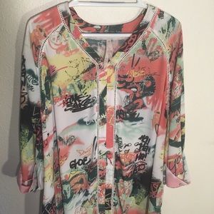 Graffiti Melissa McCarthy blouse