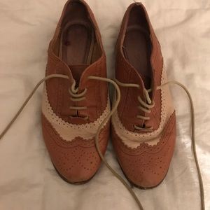 Pre-loved vintage style oxford shoes