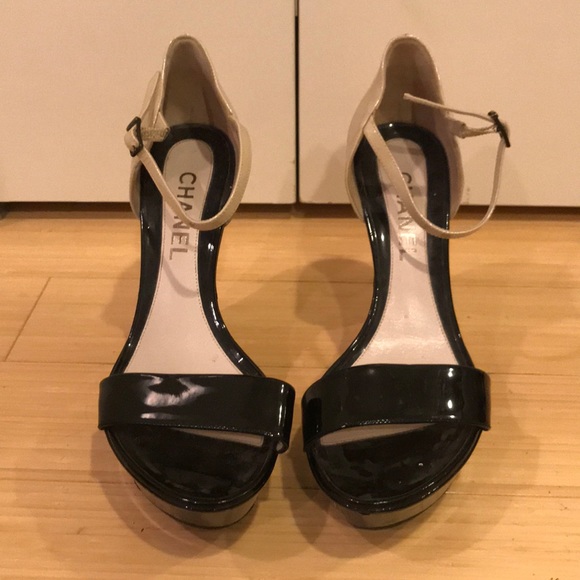 Chanel Black and Cream Platform Wedges - Picture 2 of 8