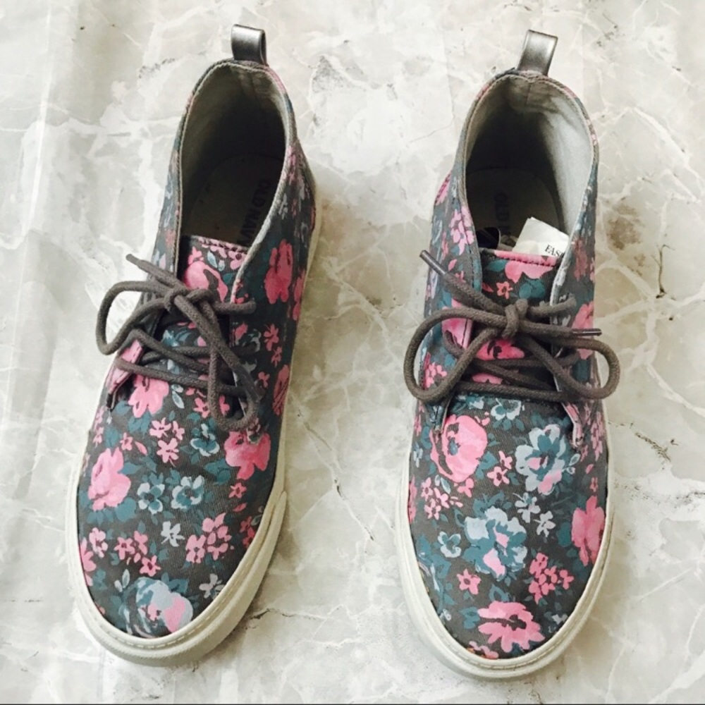 [ON] Girls Floral High Top Sneakers