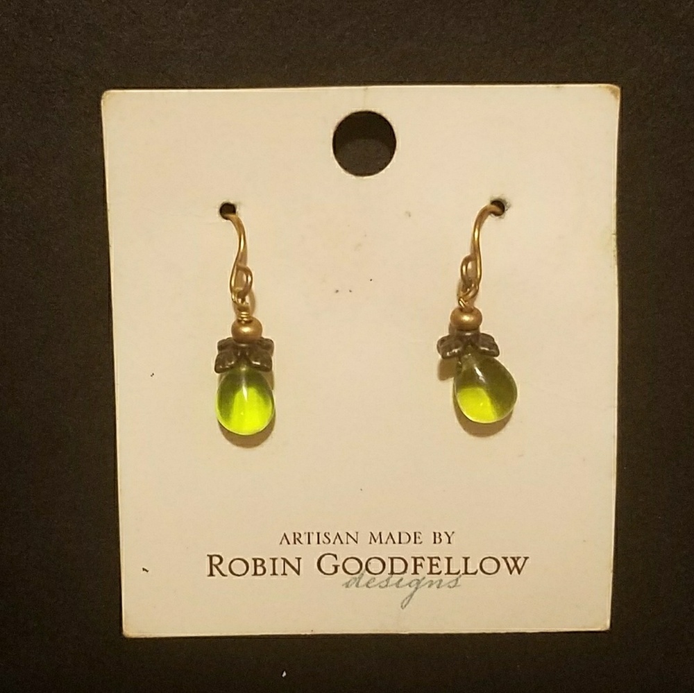Earrings w/green bead.