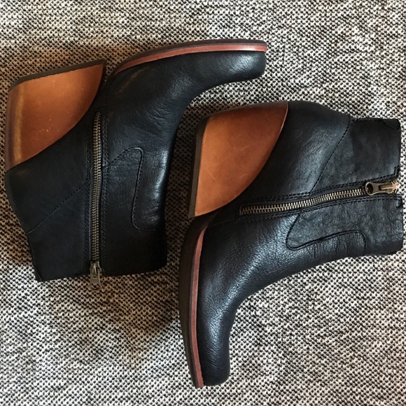 Kork-Ease Shoes - Kork-Ease Patrina Black Leather Ankle Boot