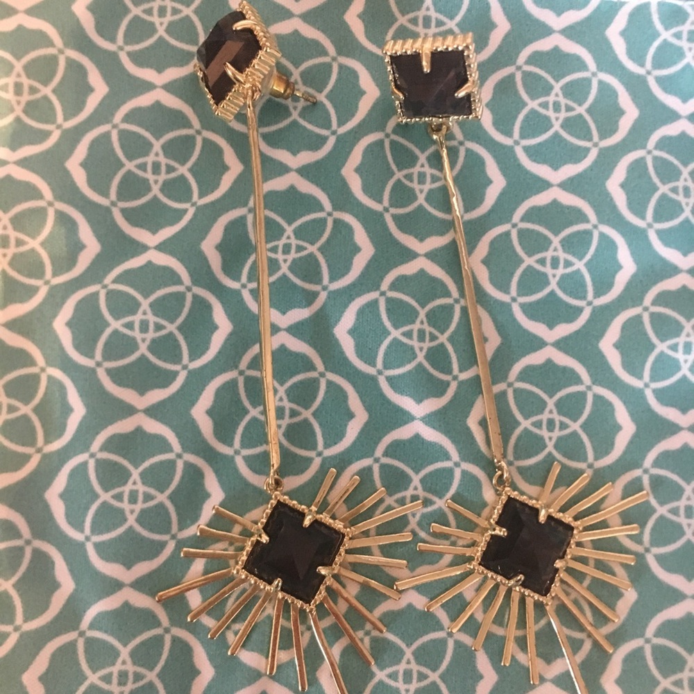 Kendra scott earrings
