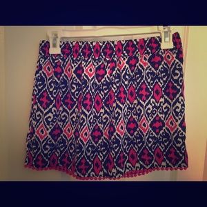 Shorts with Embroidered on the ends