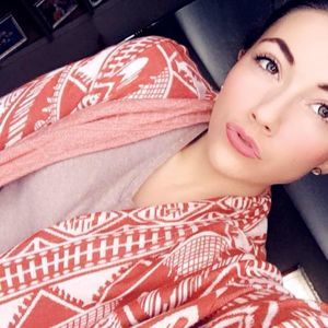 Meet your Posher, Bethany