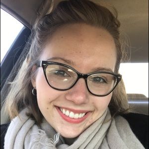 Meet your Posher, Anna