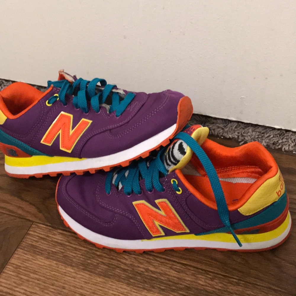 Running shoes