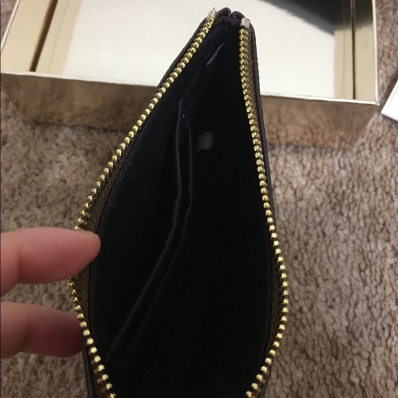 New Coach corner zip wristlet with colorblock - Picture 3 of 7