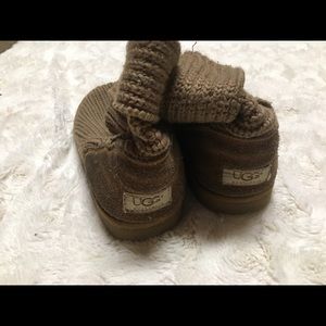 Brown ugg boots