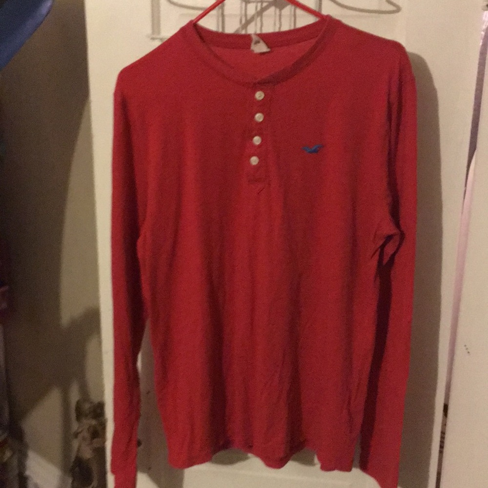 Men’s Hollister size Medium L/S Red Henley shirt