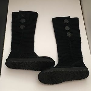 Uggs Black knitted sz 6