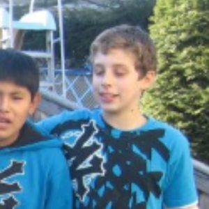 Meet your Posher, Devin