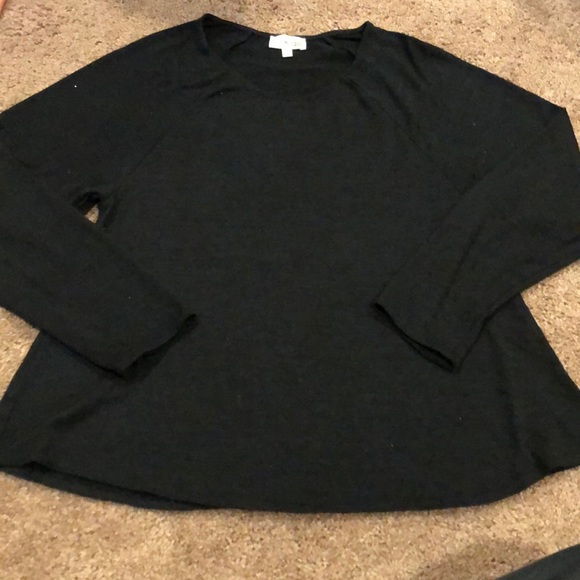 Aritzia ( Wilfred free ) flowy top - Picture 1 of 3