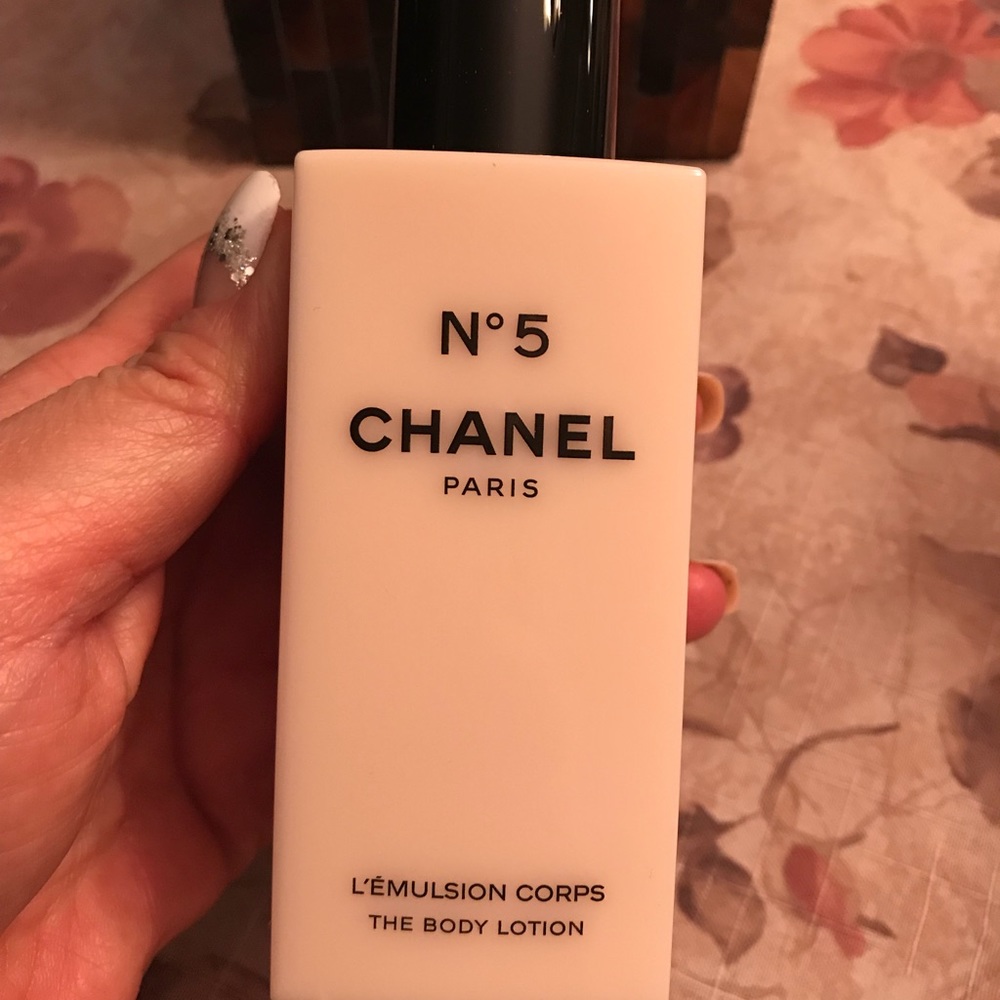 Chanel #5 Paris l’emulsion corps The Body Lotion