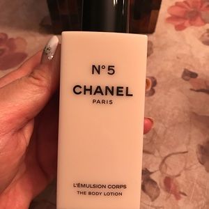 Chanel #5 Paris l’emulsion corps The Body Lotion