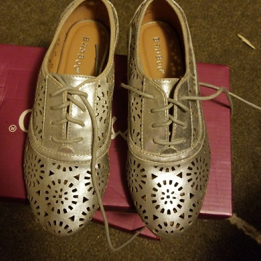 Brand new silver oxfords