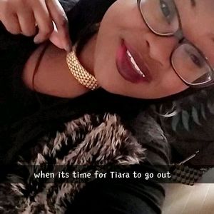 Meet your Posher, Tiara