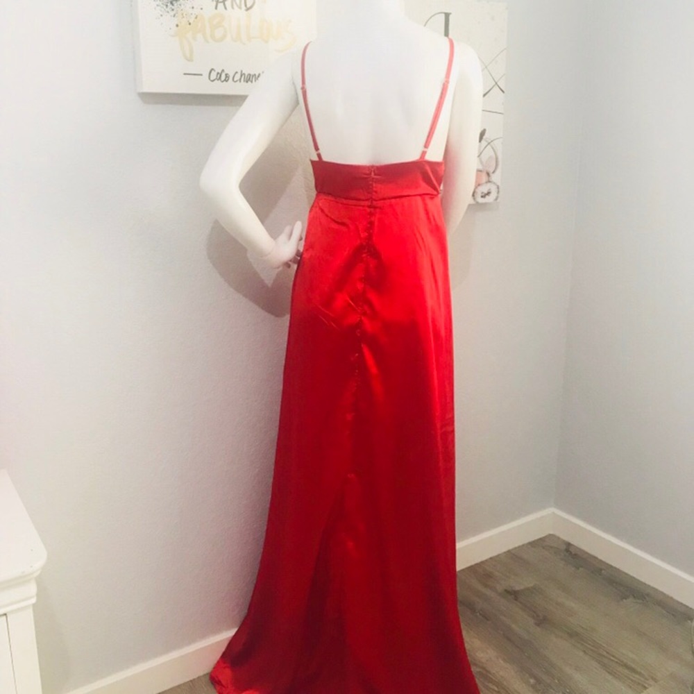 💋 RED DRESS 💋 - Picture 4 of 4