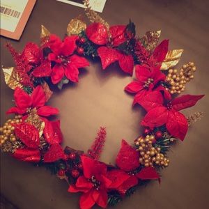 Holiday wreath