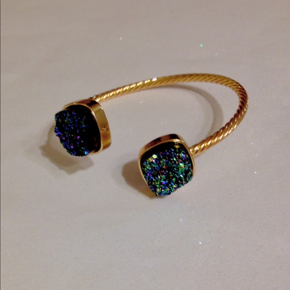 🎁 Blue & Beautiful Drusy Bangle - Picture 4 of 4