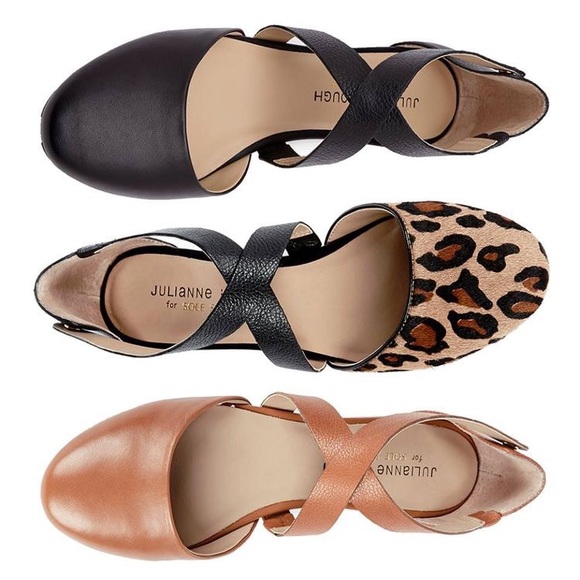 Black Leather Cross Strap Ballet Flats - Picture 7 of 7