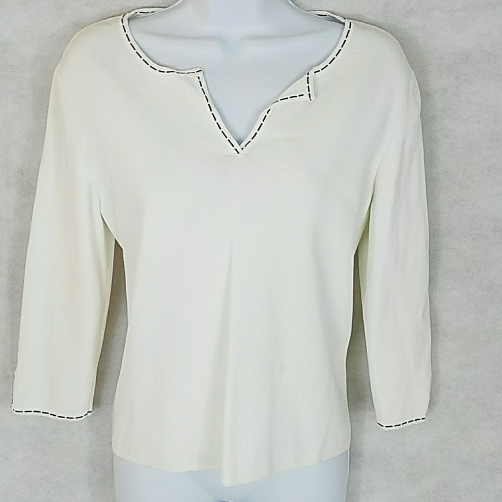 Geoffrey Beene Sport sweater white with black trim