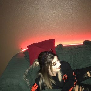 Meet your Posher, Daniela