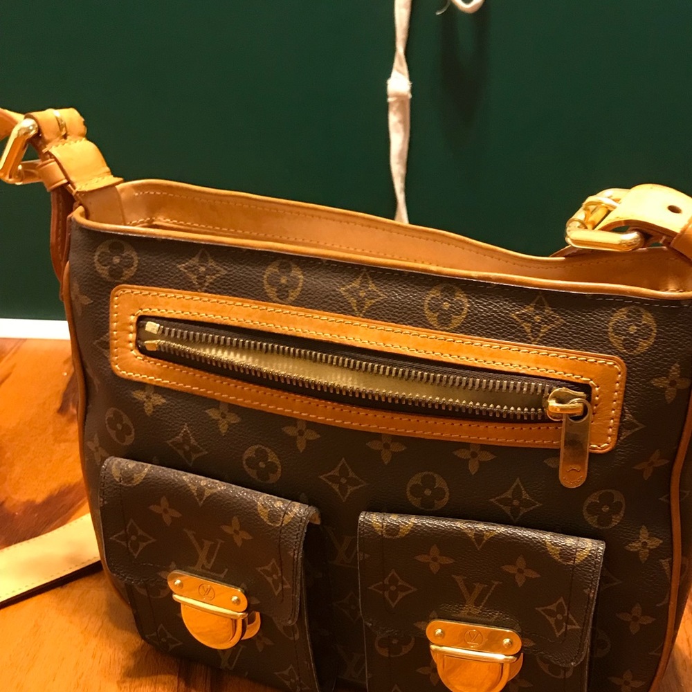 ❤️SOLD❤️LV bag