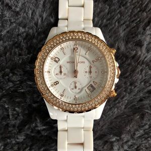 ✨ FLASH SALE ✨ Michael Kors White Watch
