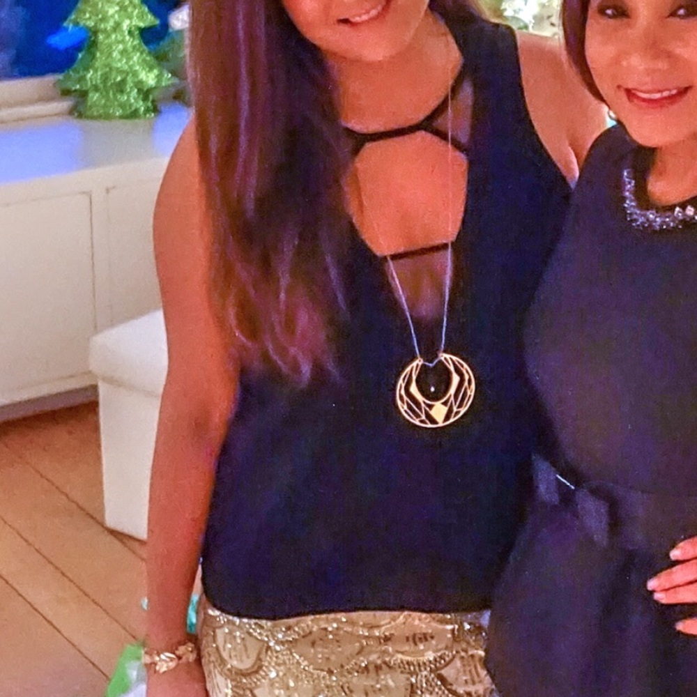 Black cutout top tobi