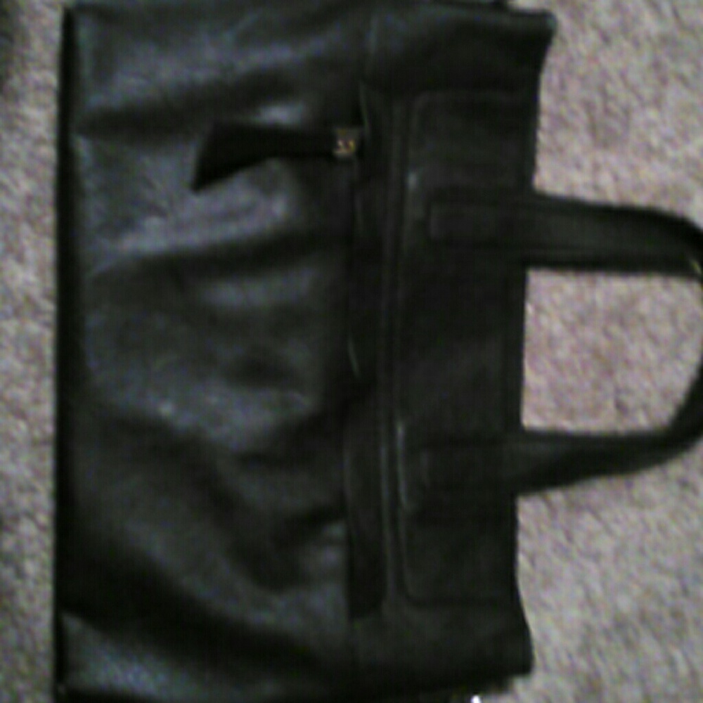 Urban exspressions purse