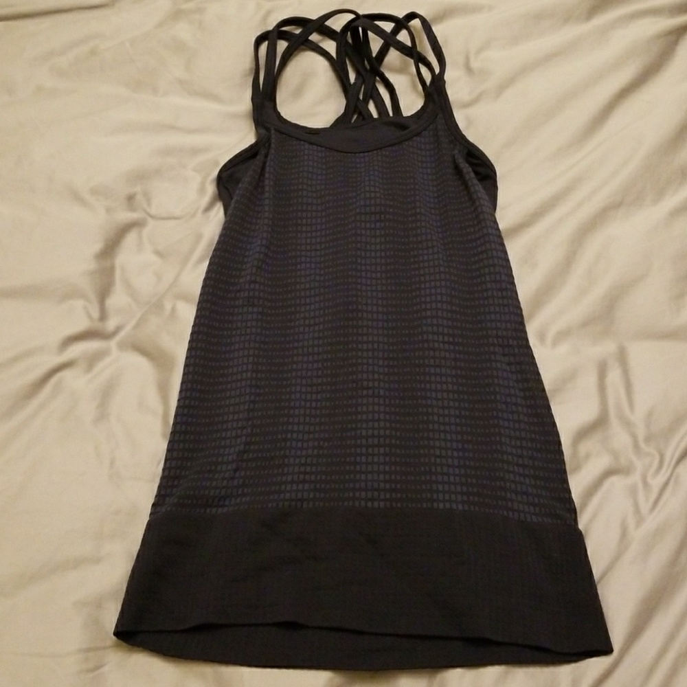 Athleta Top w/ Built-in Bra - Sm - Navy Pattern