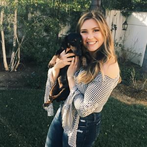 Meet your Posher, Sara