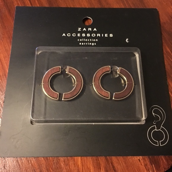 Zara NIB wooden round 2 side earrings - Picture 5 of 5