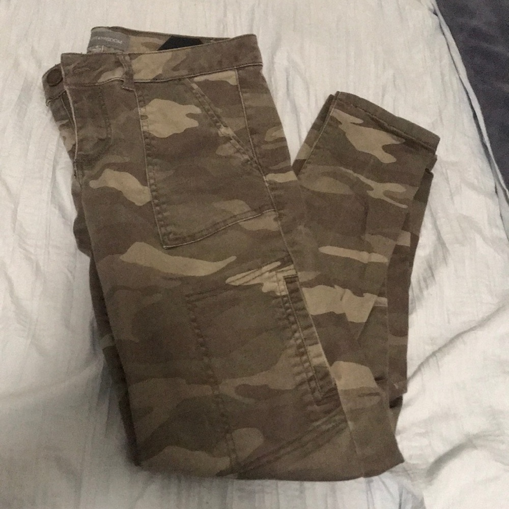 cute camo skinnies