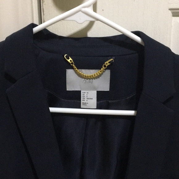 Basic blazer! - Picture 2 of 3