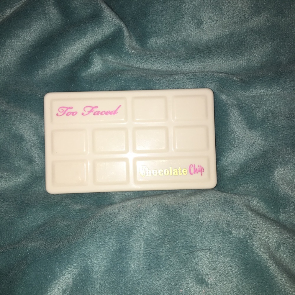 Too Faced White Chocolate Chip Palette