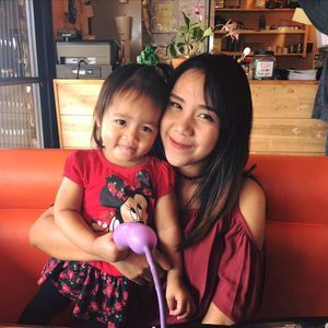 Meet your Posher, Jenjira