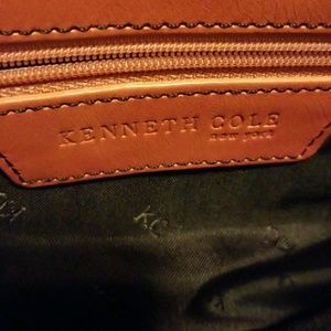 Small shoulder bag with outside pockets