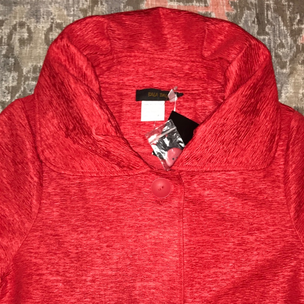 Red lightweight coat - Picture 3 of 8