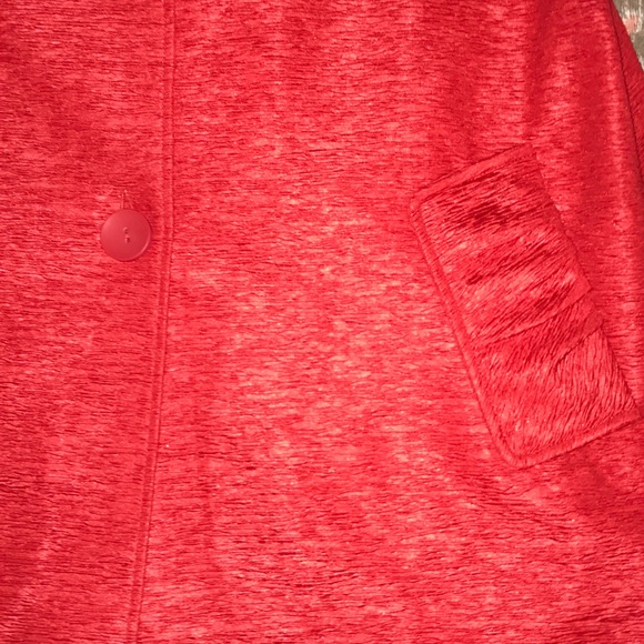 Red lightweight coat - Picture 4 of 8