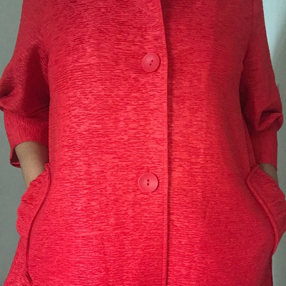 Red lightweight coat - Picture 8 of 8