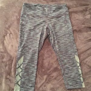 Blue pattern leggings