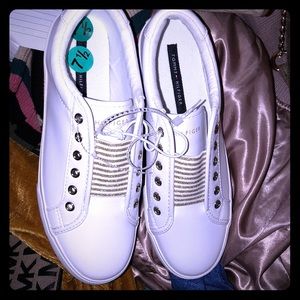 Tommy Hilfiger sneakers brand new