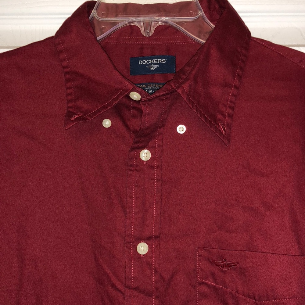 Dockers M Red Short Sleeve Stain Defender Shirt