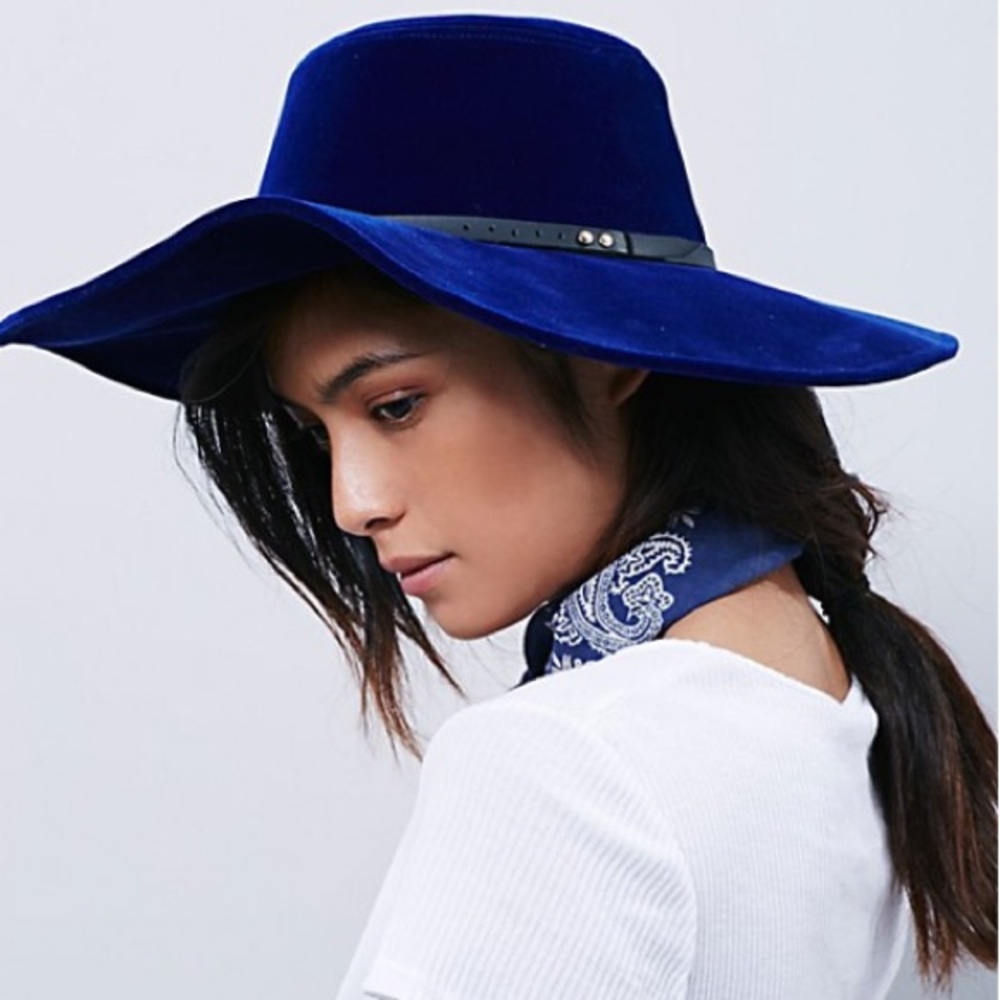 FREE PEOPLE Velvet Wide Brim HAT Red Blue - Picture 5 of 5