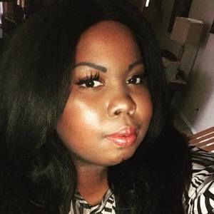 Meet your Posher, Catherine