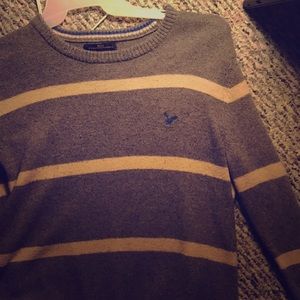 American Eagle sweater