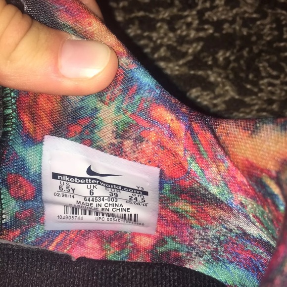 🔥 Nike Lebron James 11 Low Gum Buttom GS size 6.5 - Picture 3 of 4